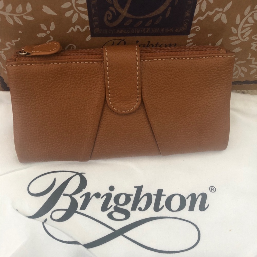 Brighton tan leather wallet